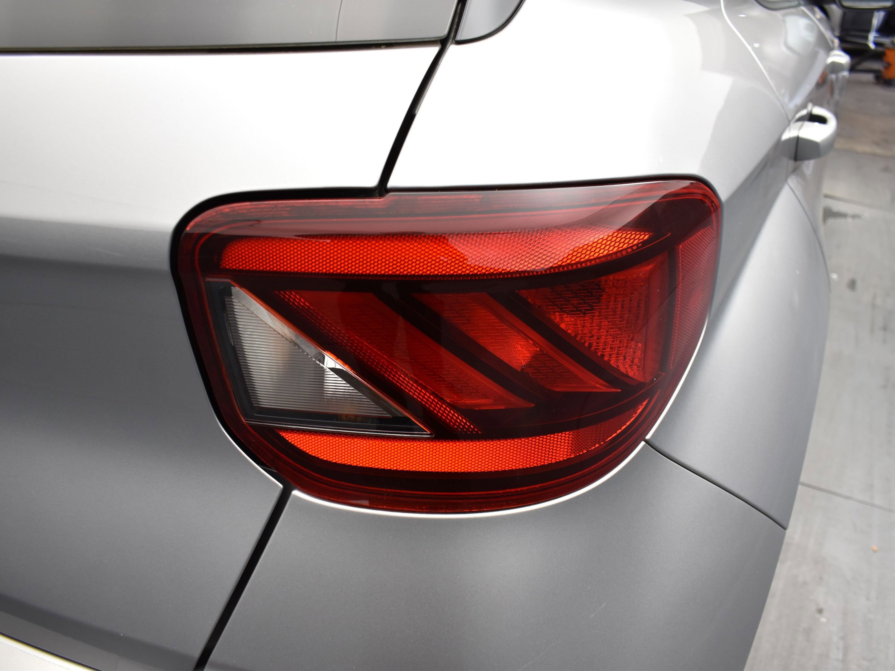 2023 Hyundai Venue SEL photo 6