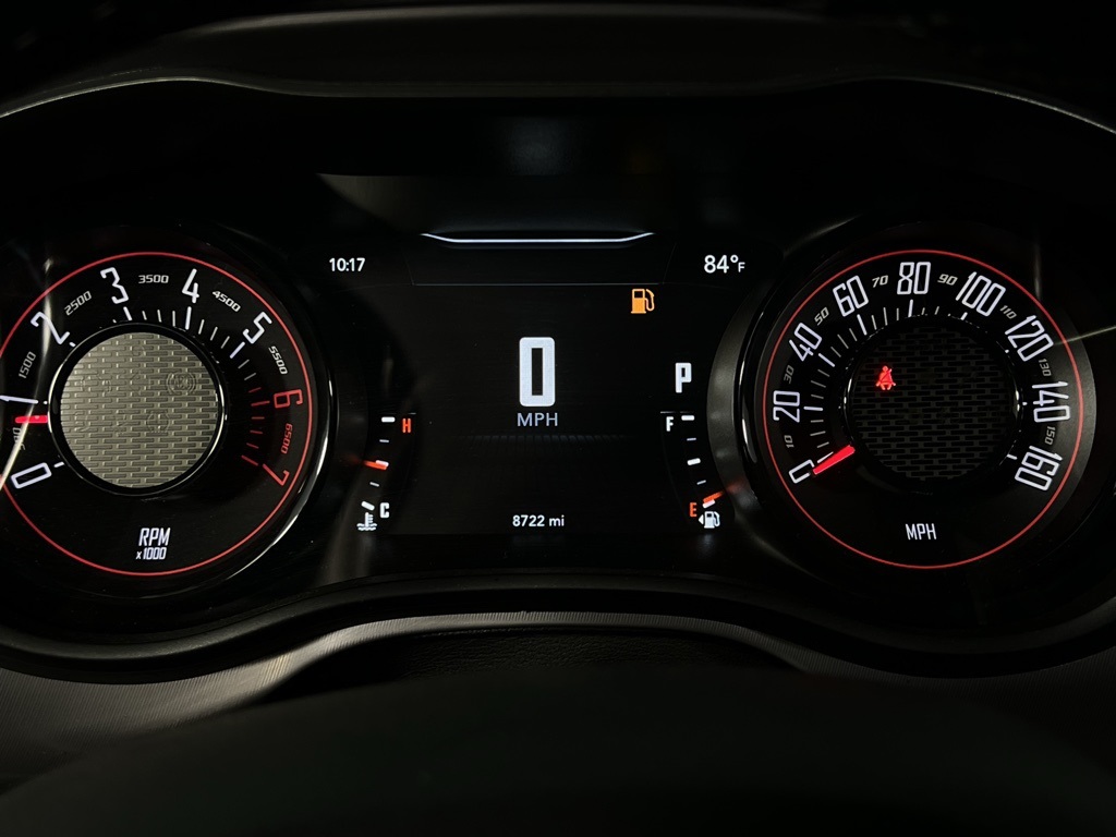 2023 Dodge Challenger R/T photo 12
