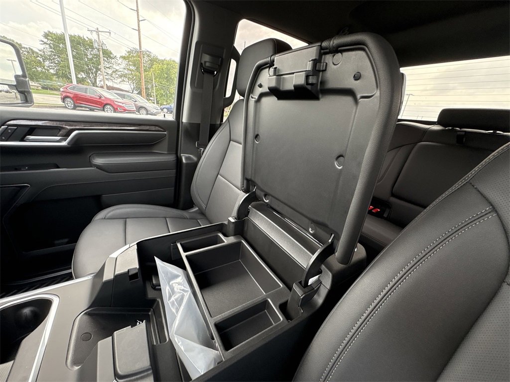 2025 Chevrolet Silverado 2500HD LTZ photo 22