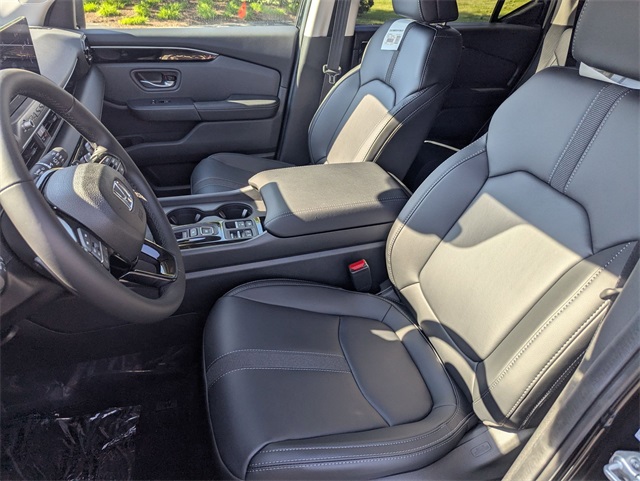 2026 Honda Passport photo 9