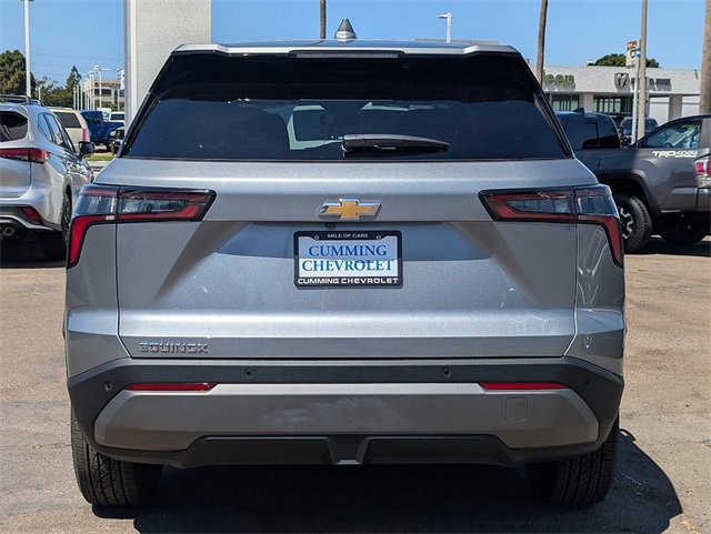 2026 Chevrolet Equinox LT photo 9