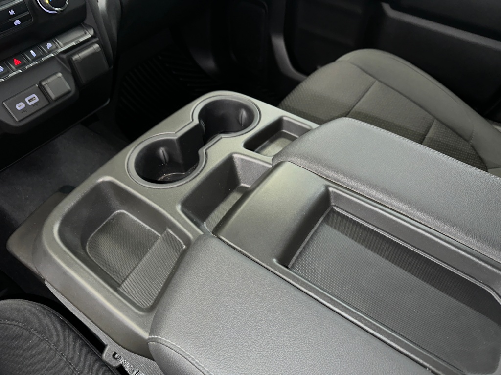 2021 Chevrolet Silverado 1500 Custom photo 12