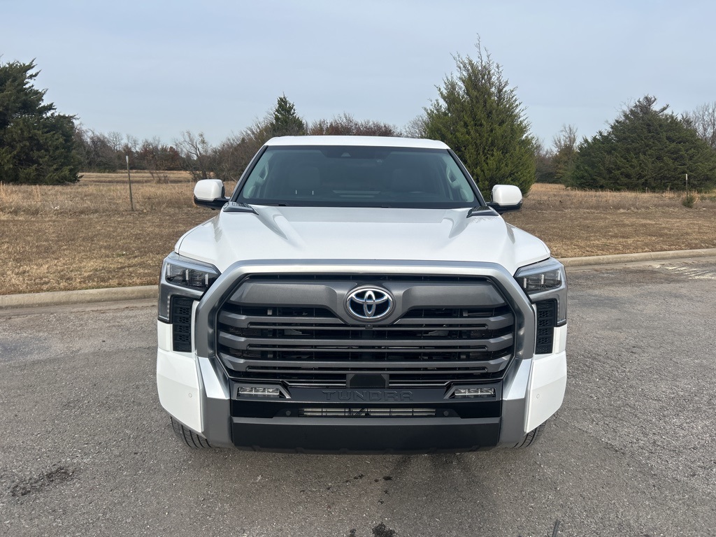 2024 Toyota Tundra Limited photo 2
