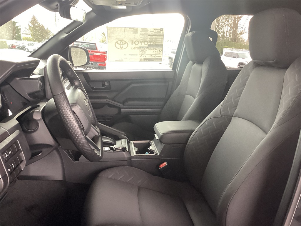 2025 Toyota Tacoma SR5 4x4 Double Cab photo 3