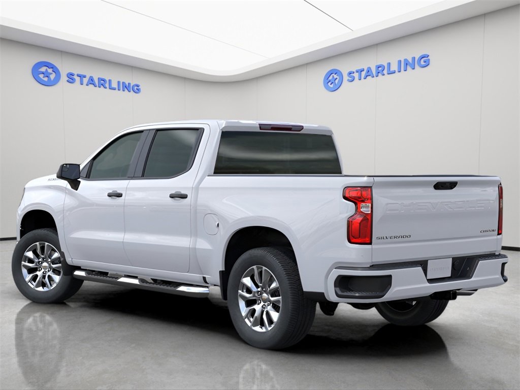 2026 Chevrolet Silverado 1500 Custom photo 2