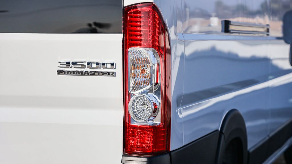 2024 Ram ProMaster 3500 photo 4