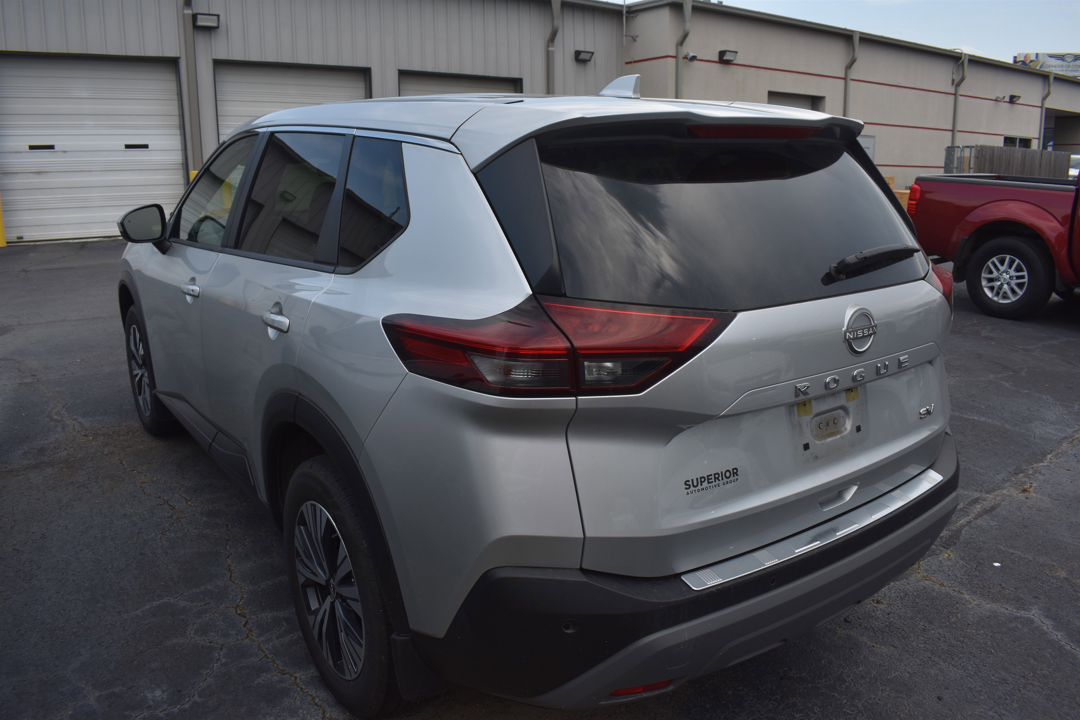 2023 Nissan Rogue SV photo 7