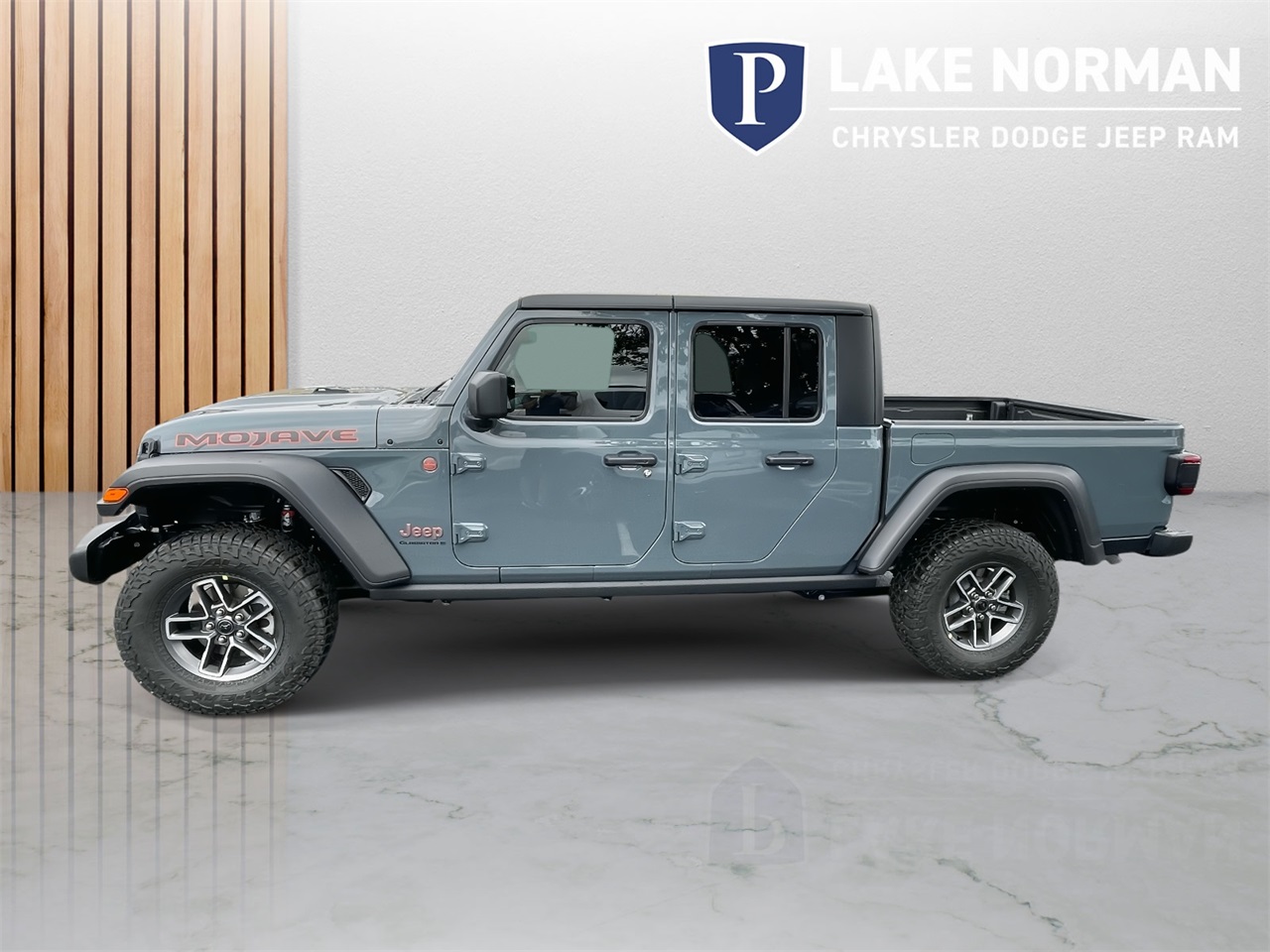 2025 Jeep Gladiator Mojave photo 4