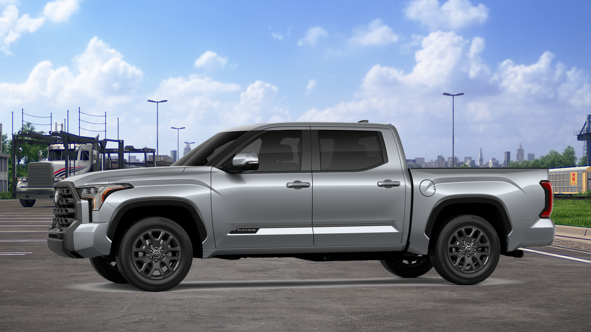 2026 Toyota Tundra Platinum CrewMax photo 3