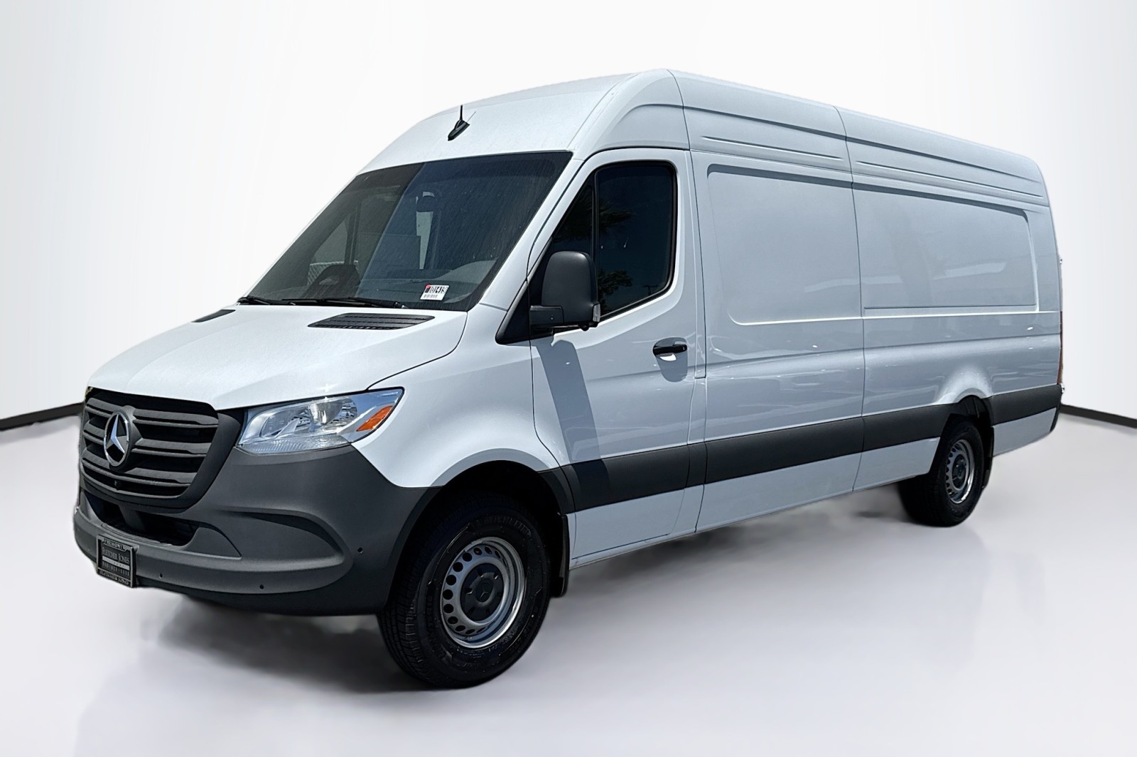 2025 Mercedes-Benz Sprinter Cargo Van Base's photo