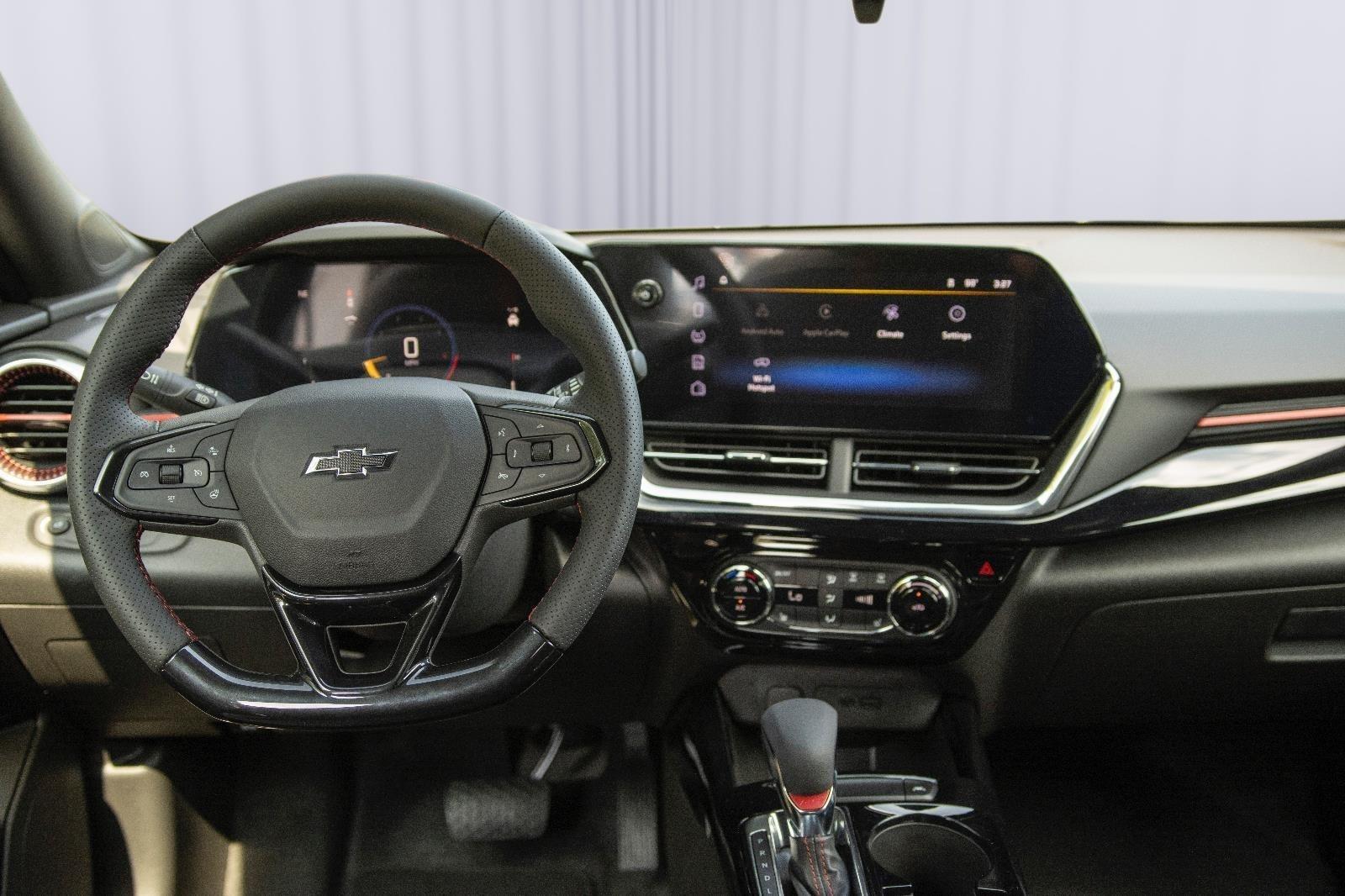 2025 Chevrolet Trax photo 11