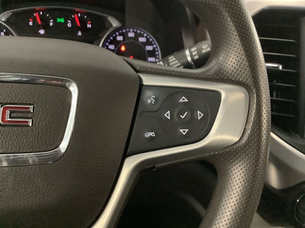 2022 Gmc Acadia SLE photo 10