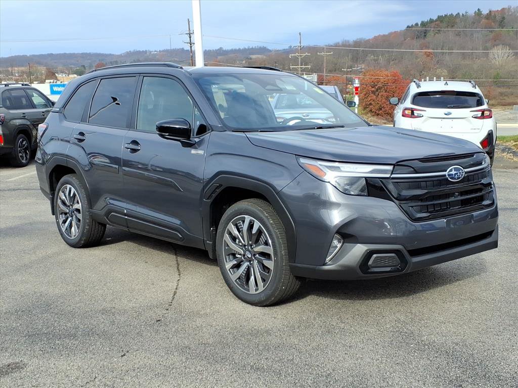 2025 Subaru Forester Touring's photo
