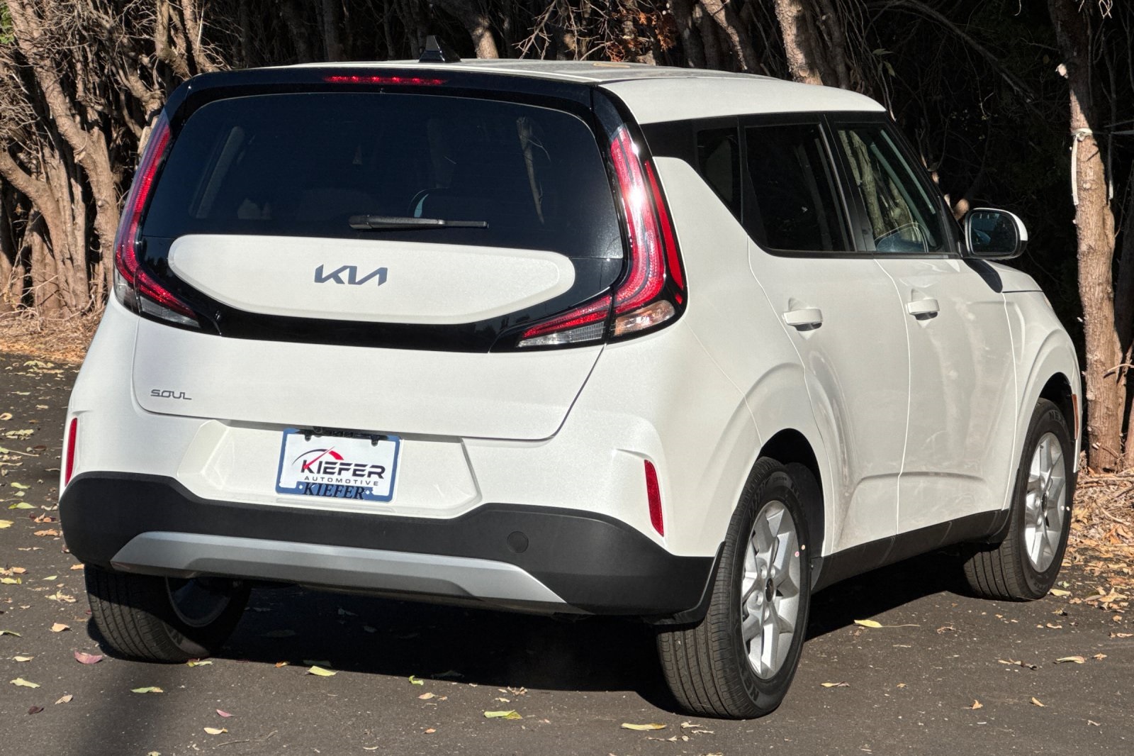 2025 Kia Soul LX S photo 2