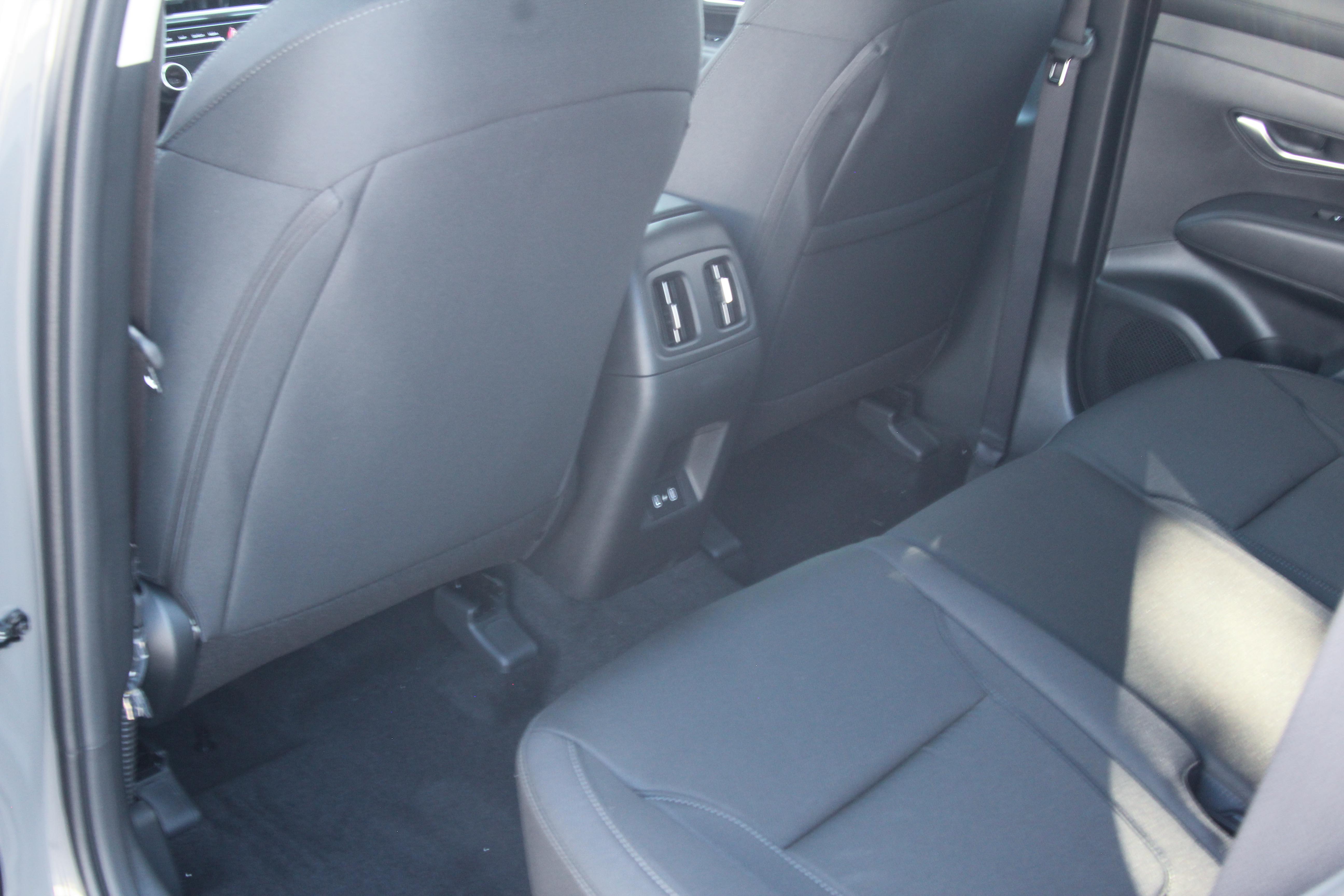 2025 Hyundai Tucson SEL photo 13