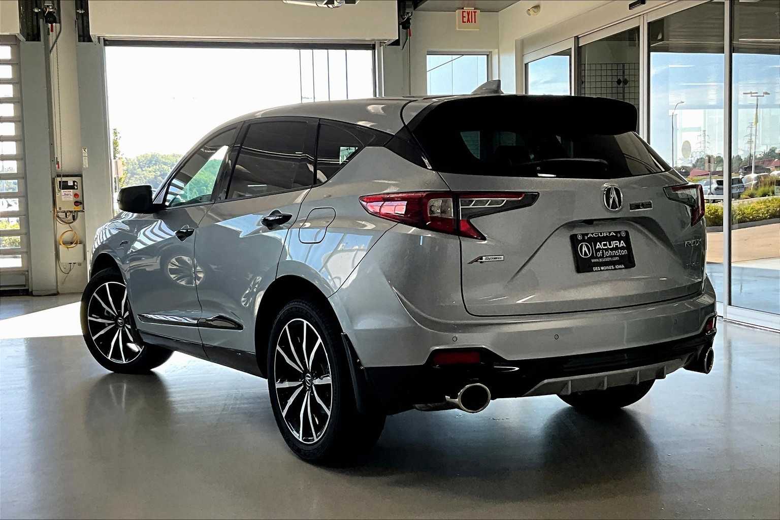 2025 Acura RDX A-Spec Advance photo 4