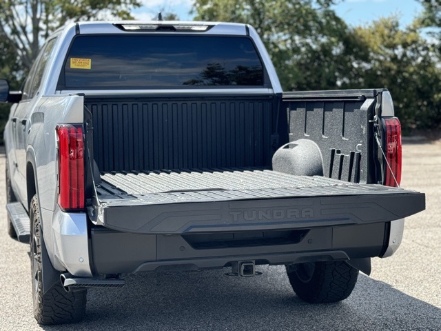 2024 Toyota Tundra SR5 photo 7