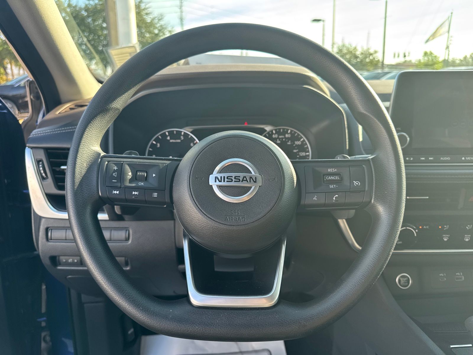 2021 Nissan Rogue S photo 11
