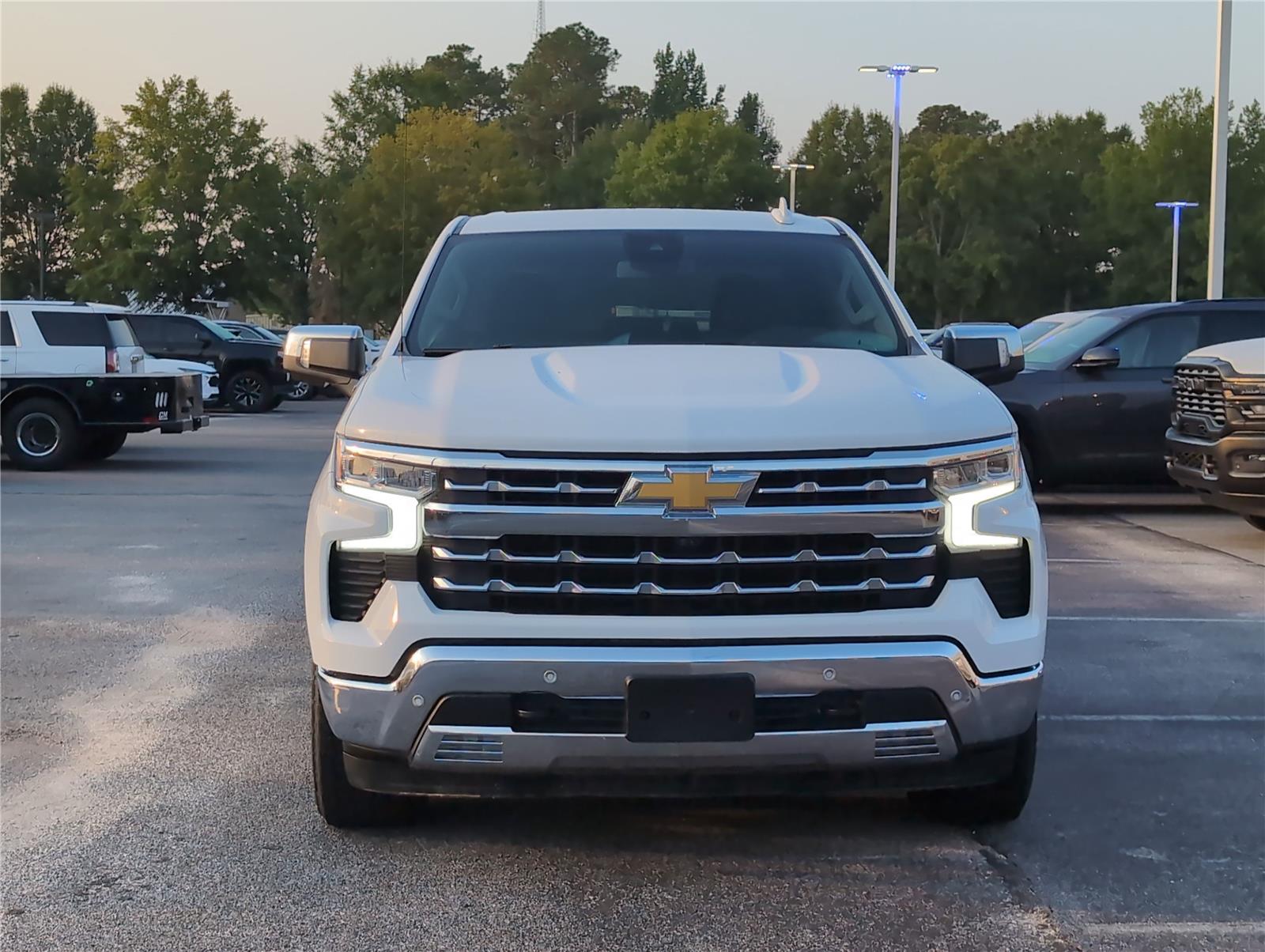 2023 Chevrolet Silverado 1500 LTZ photo 8