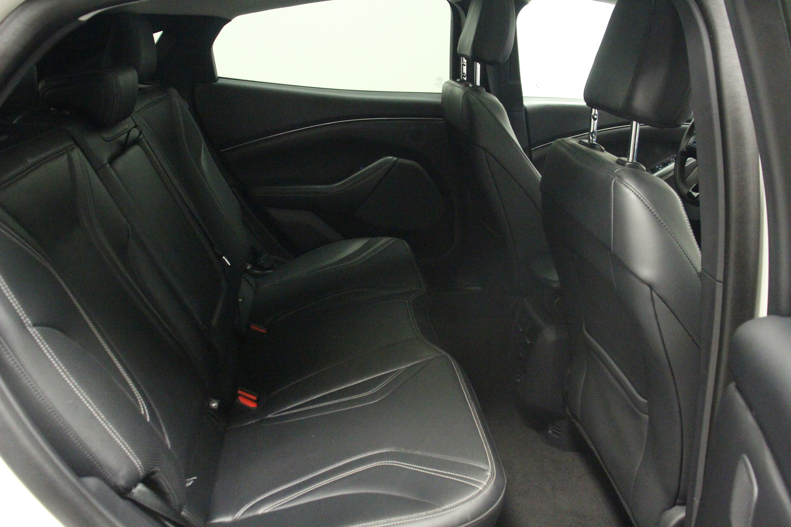 2023 Ford Mustang Mach-E Premium photo 14