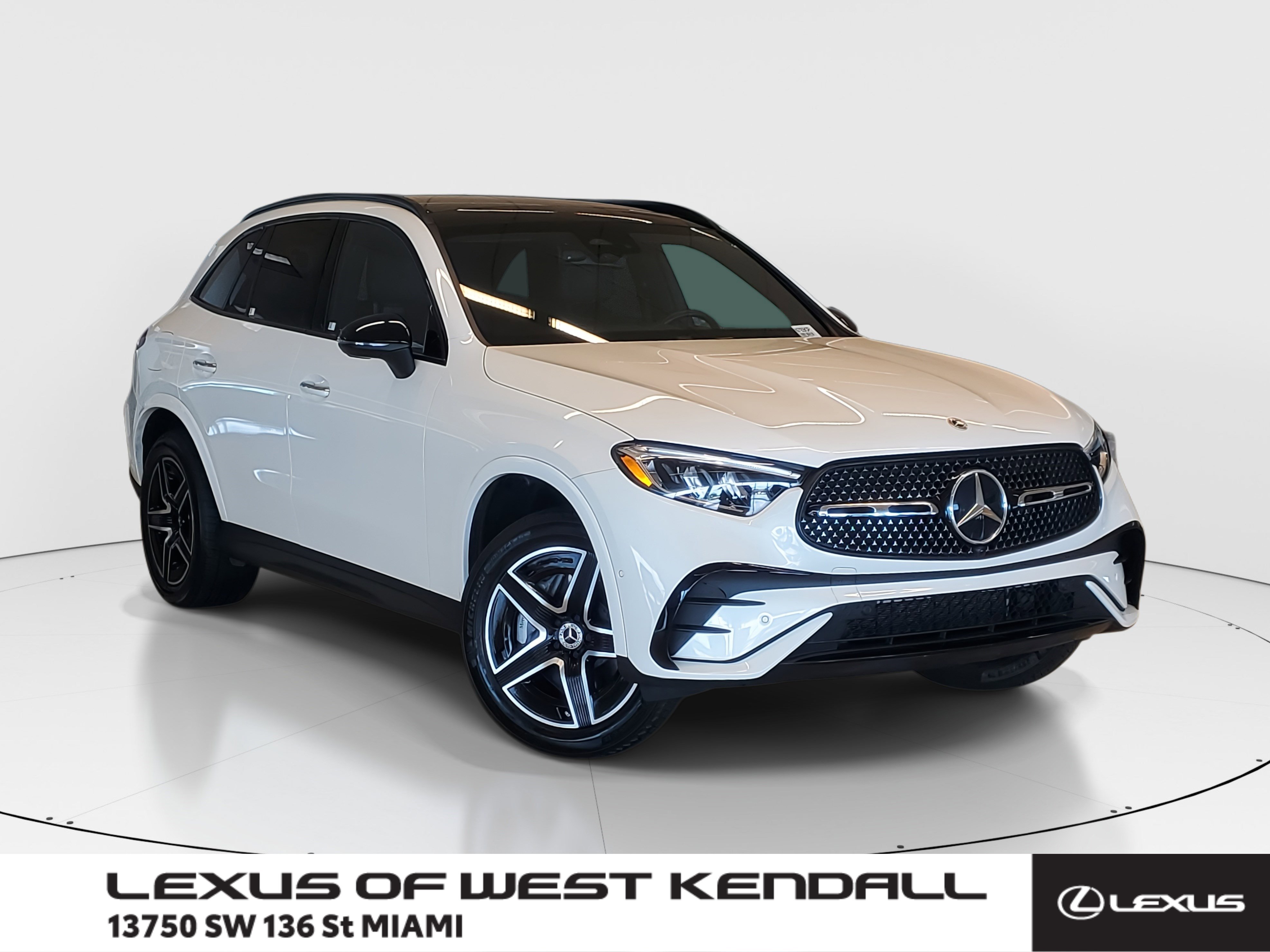 2023 Mercedes-Benz GLC