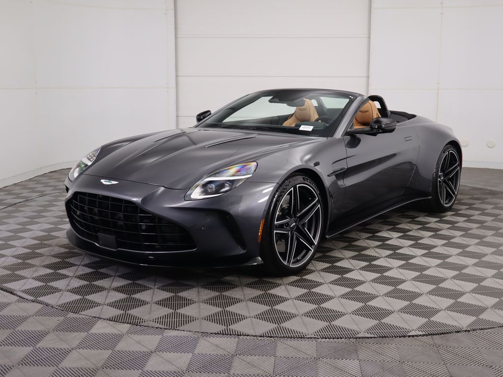 2026 Aston Martin Vantage Base's photo