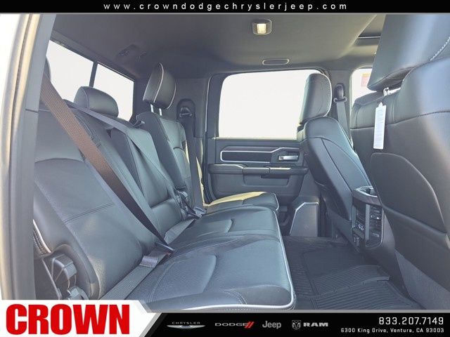 2025 Ram 3500 Laramie photo 13