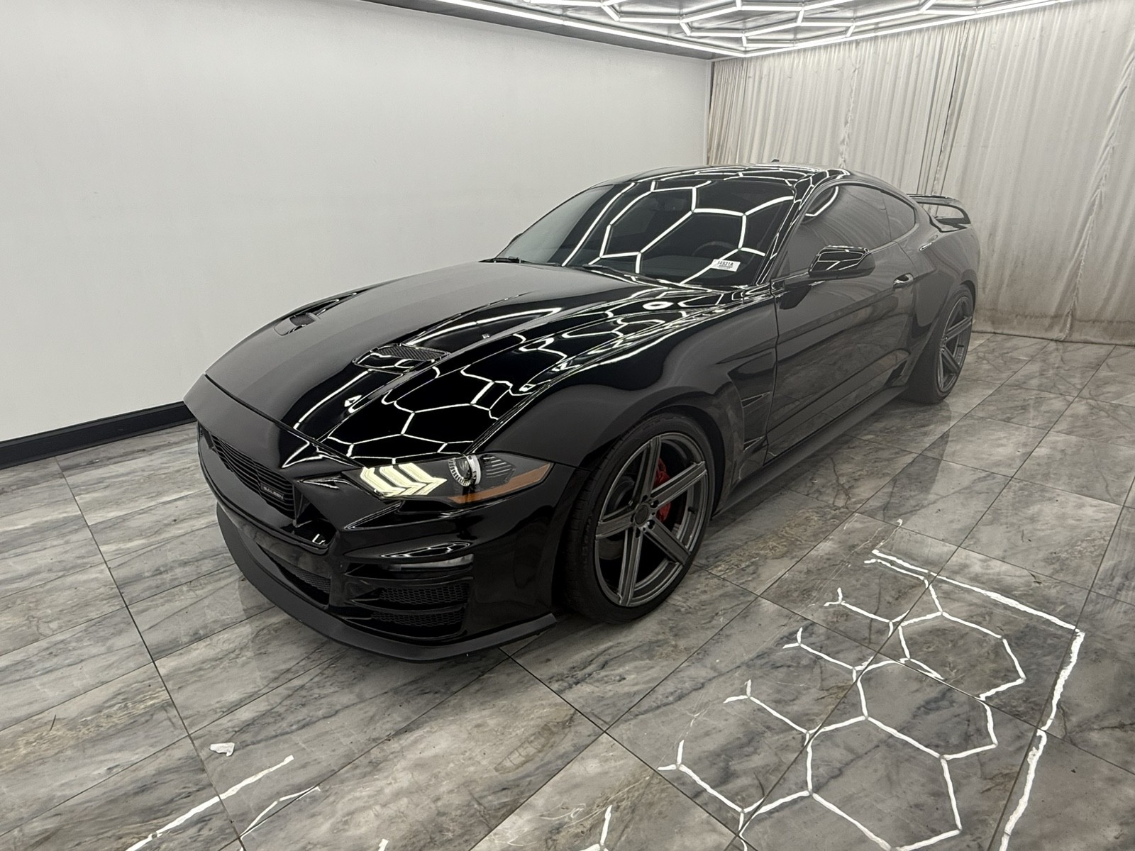 2020 Ford Mustang GT Premium photo 3