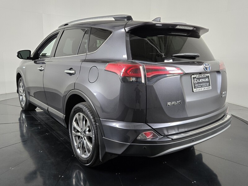 2017 Toyota RAV4 Hybrid Limited photo 3