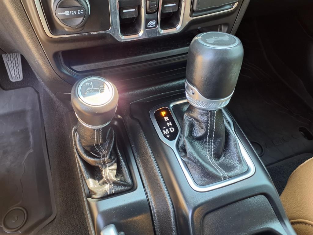 2022 Jeep Wrangler Unlimited Sahara 4xe photo 21