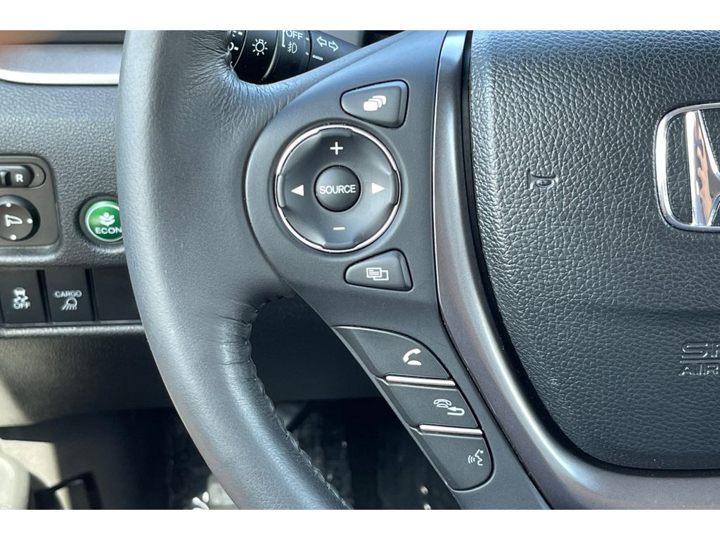 2019 Honda Ridgeline RTL-T photo 33