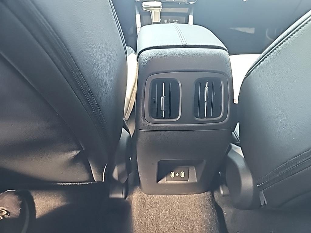 2025 Hyundai Tucson SEL Convenience photo 28