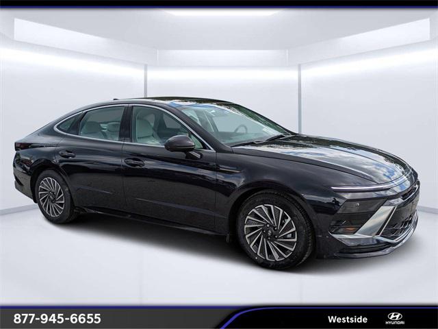 2025 Hyundai Sonata Hybrid