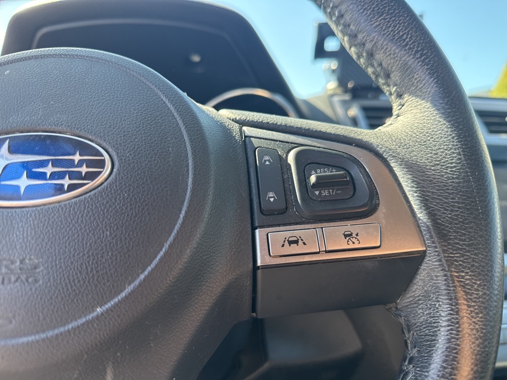 2017 Subaru Outback 3.6R Limited photo 6