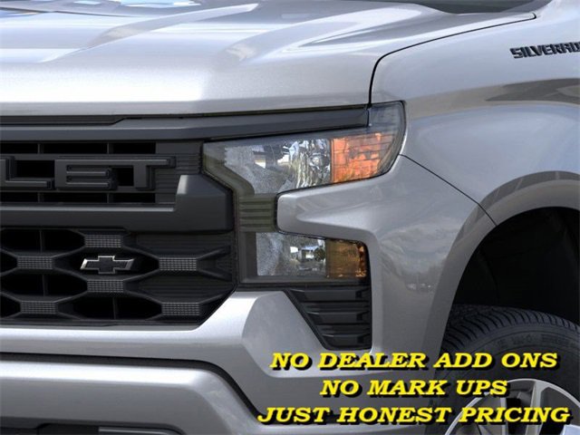 2026 Chevrolet Silverado Custom photo 10