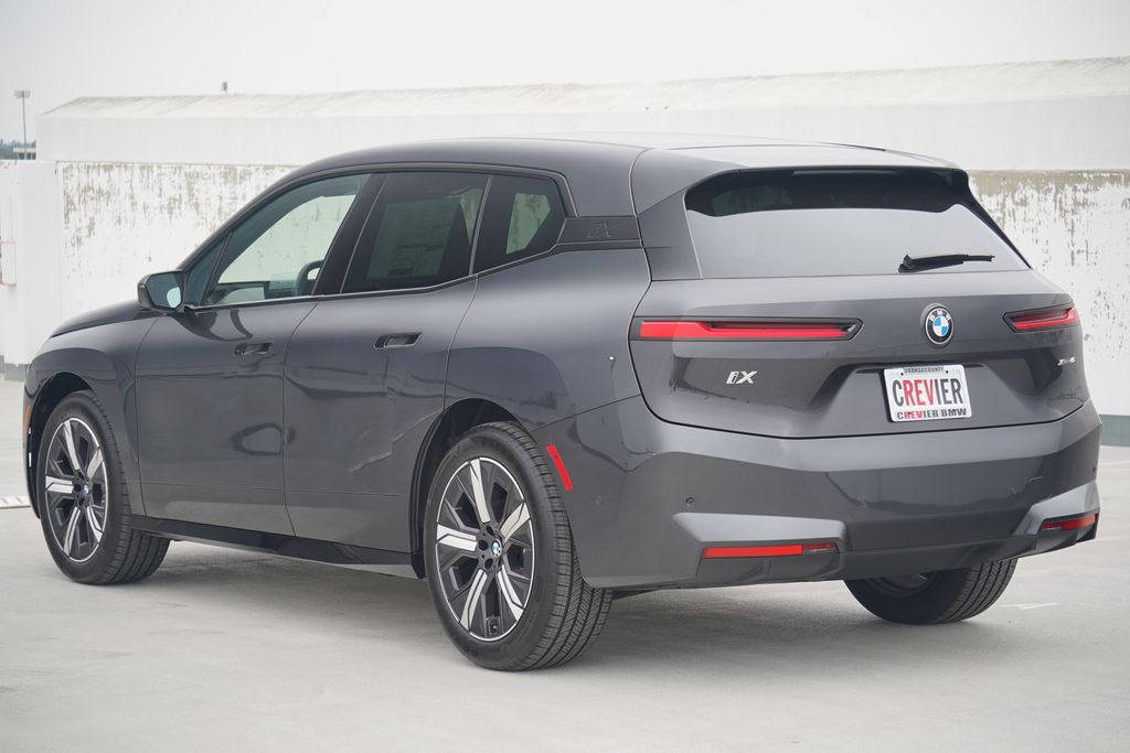 2026 Bmw iX photo 7