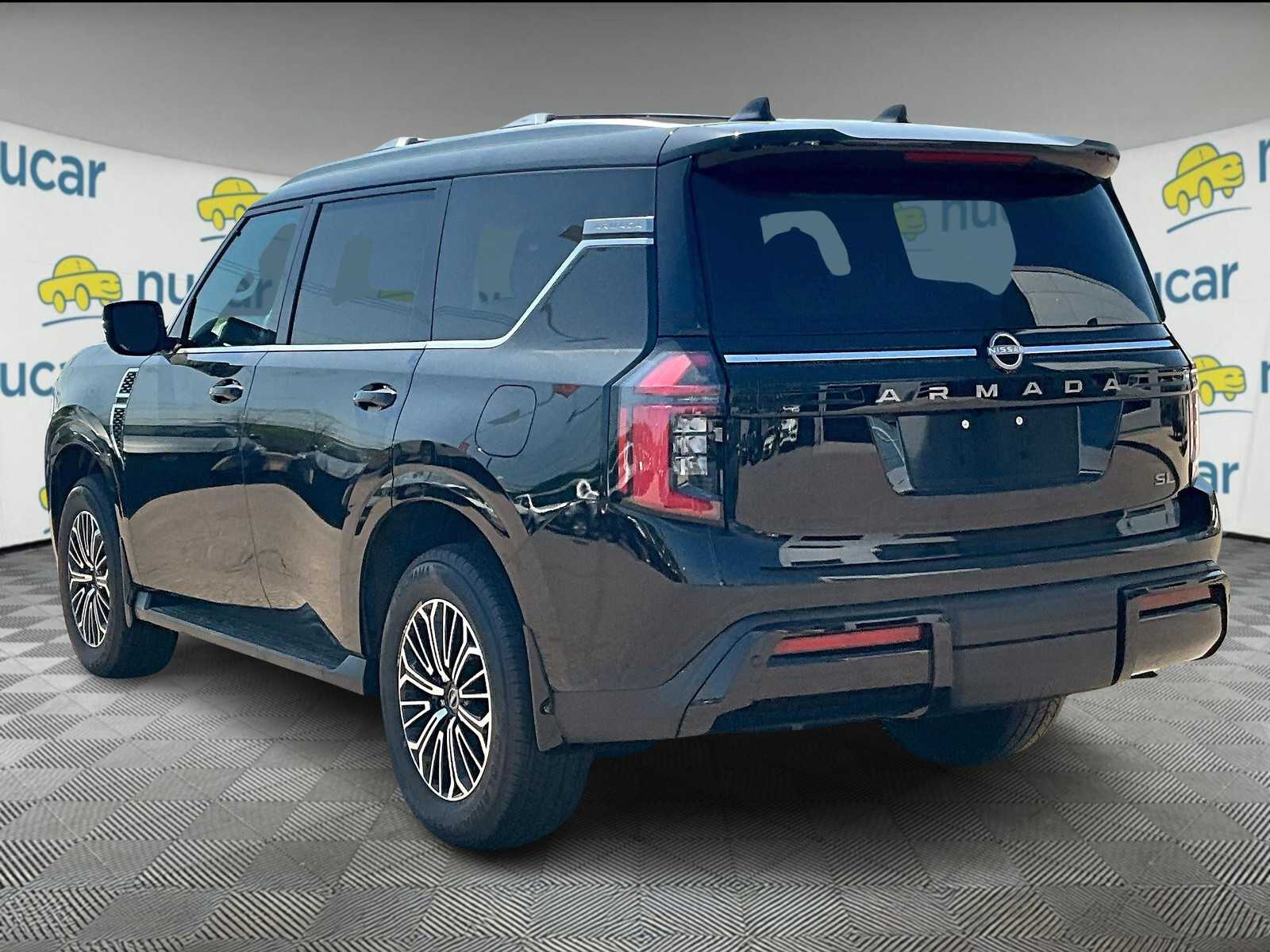 2025 Nissan Armada SL photo 3