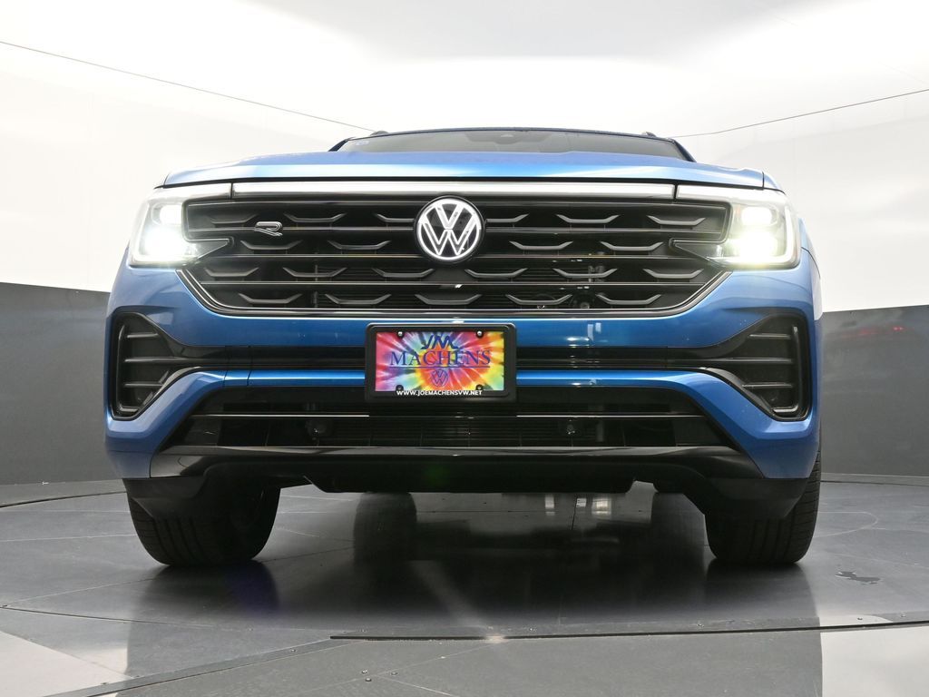 2025 Volkswagen Atlas Cross Sport SEL R-Line photo 19