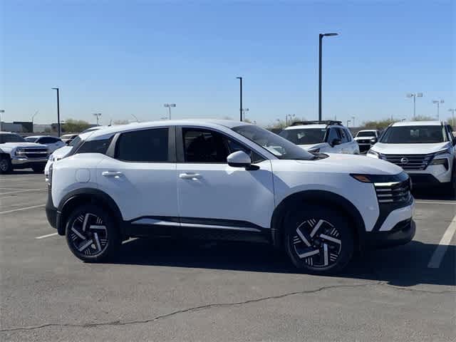 2025 Nissan Kicks SV photo 7