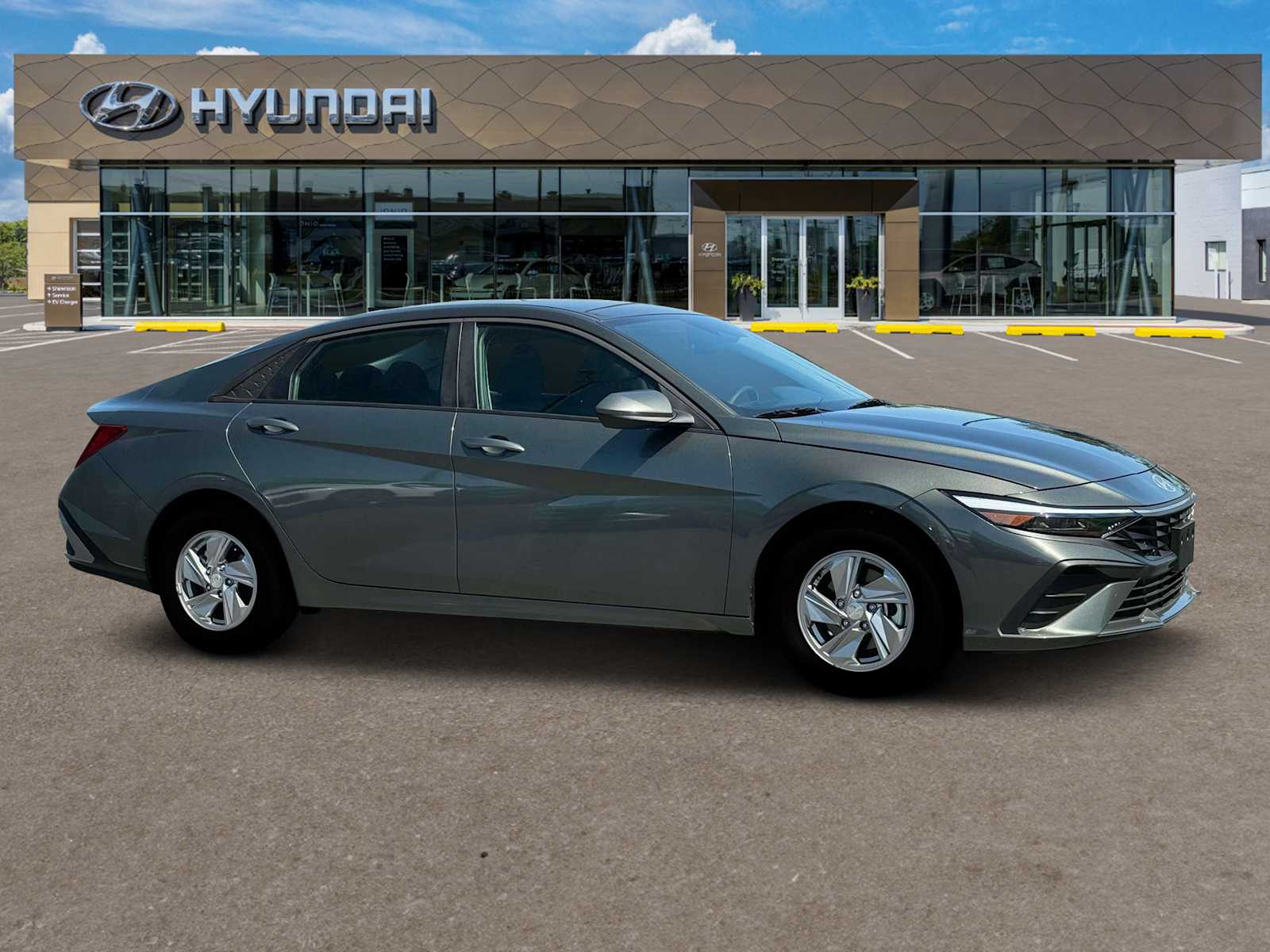 2025 Hyundai Elantra SE photo 9