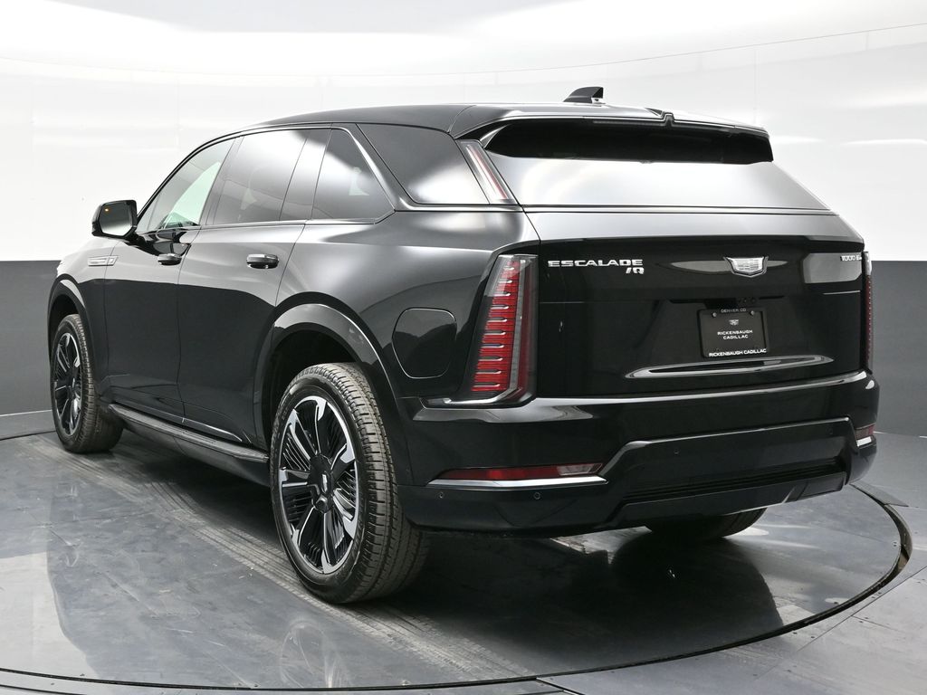 2025 Cadillac Escalade IQ Sport photo 4