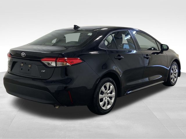 2023 Toyota Corolla LE photo 3