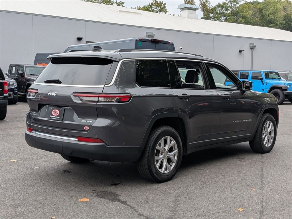 2022 Jeep Grand Cherokee Limited photo 3