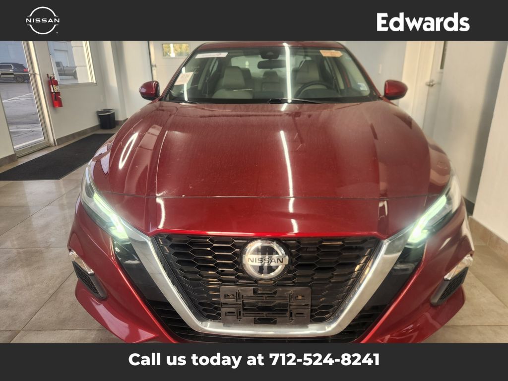 2022 Nissan Altima 2.5 SV photo 2