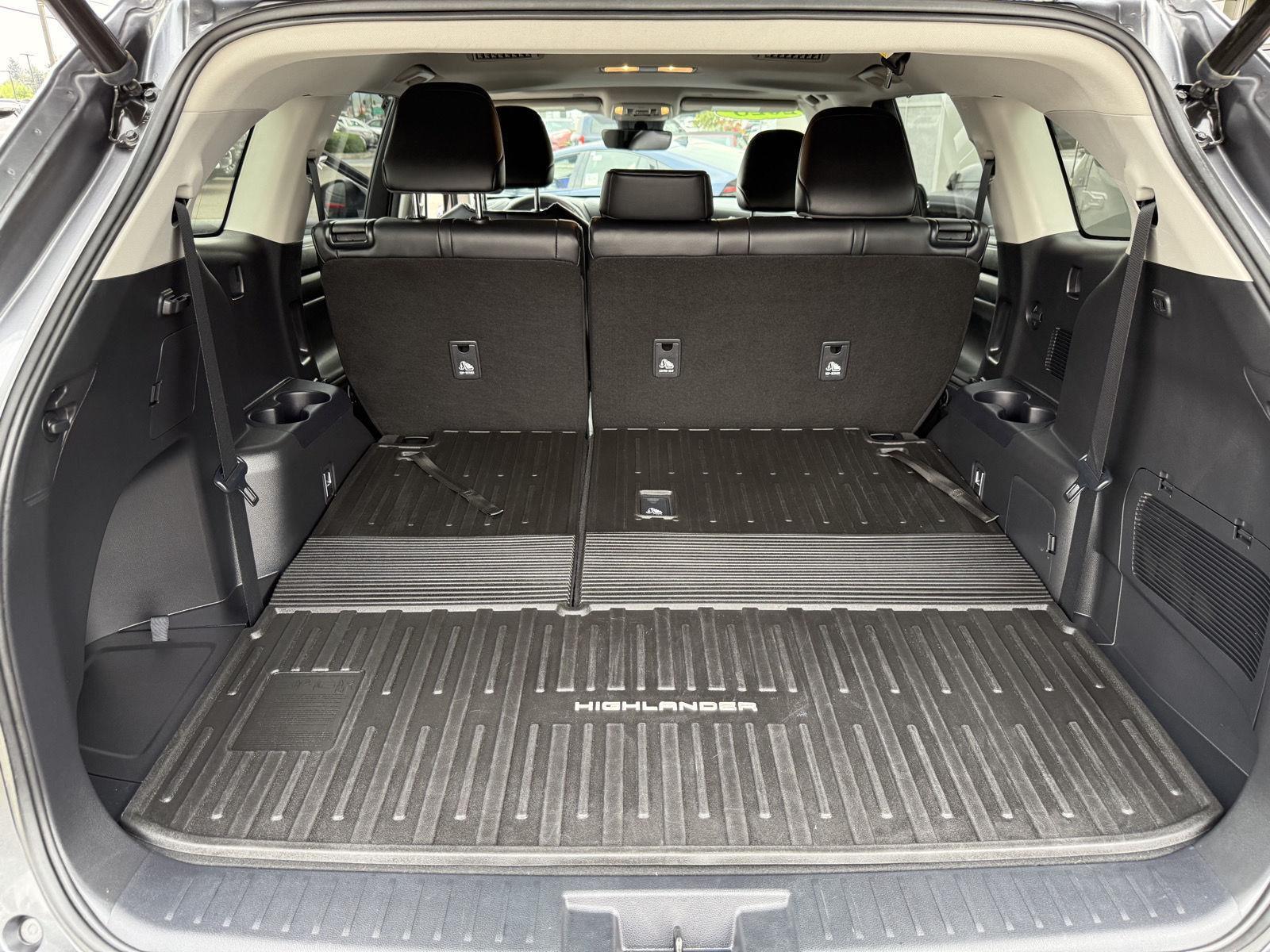 2023 Toyota Highlander Limited Platinum XLE XSE photo 17