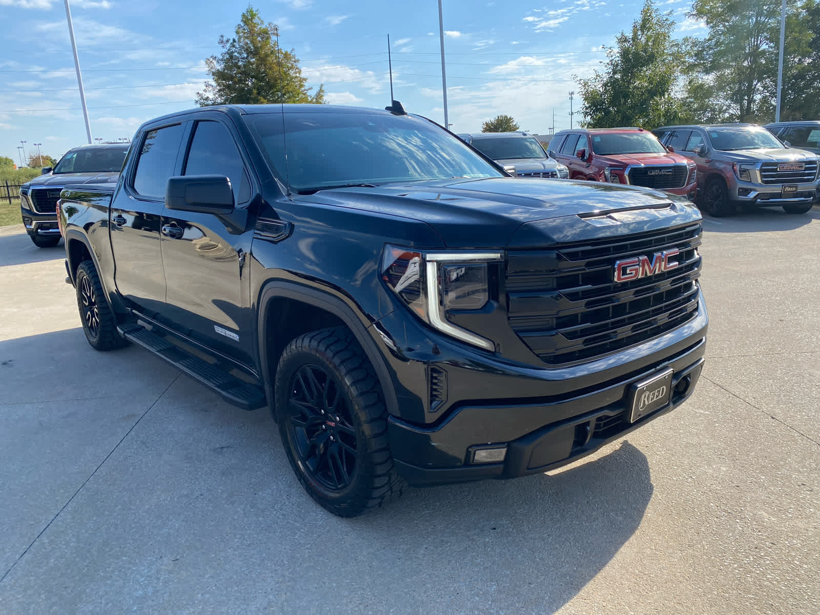 2022 Gmc Sierra 1500 Elevation photo 4