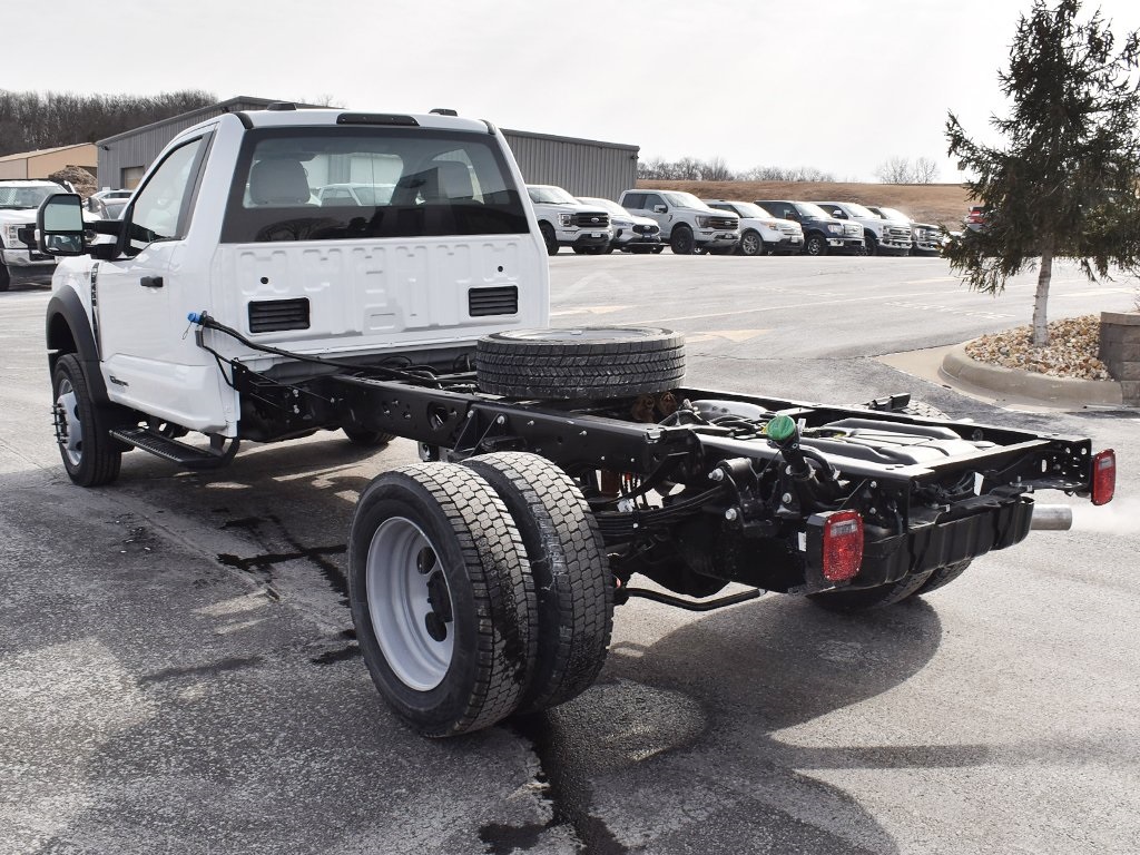 2024 Ford F-450 XL photo 3