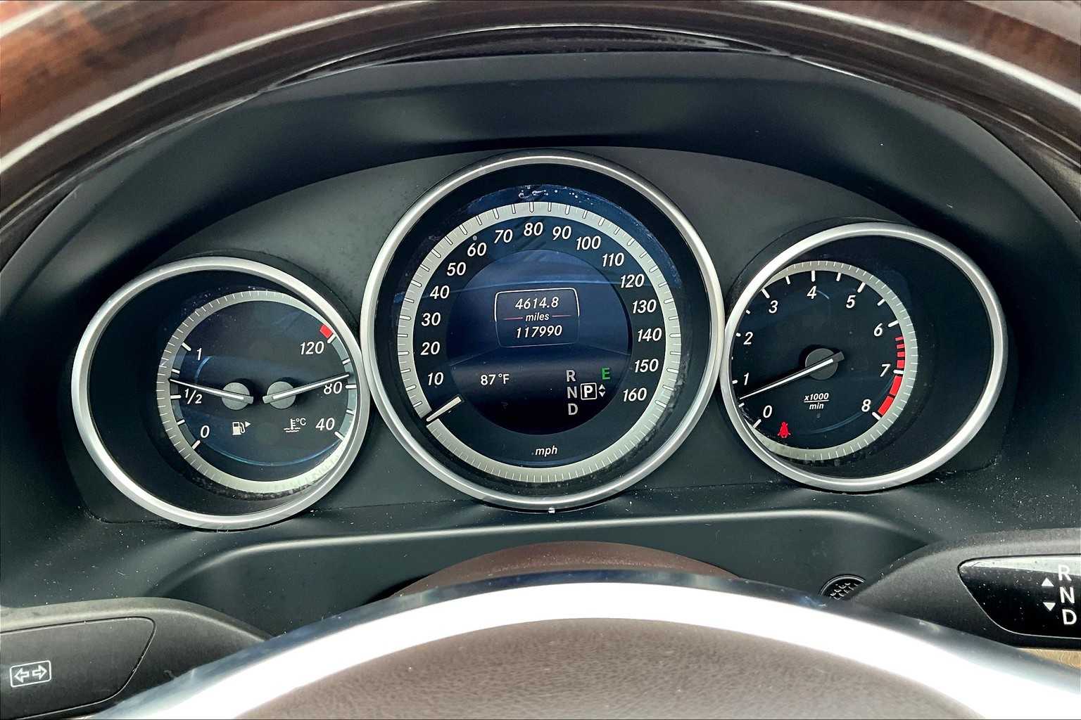2016 Mercedes Benz E 350 photo 22
