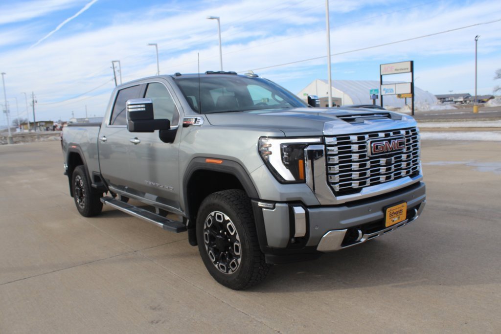 2024 GMC Sierra 3500HD Denali's photo