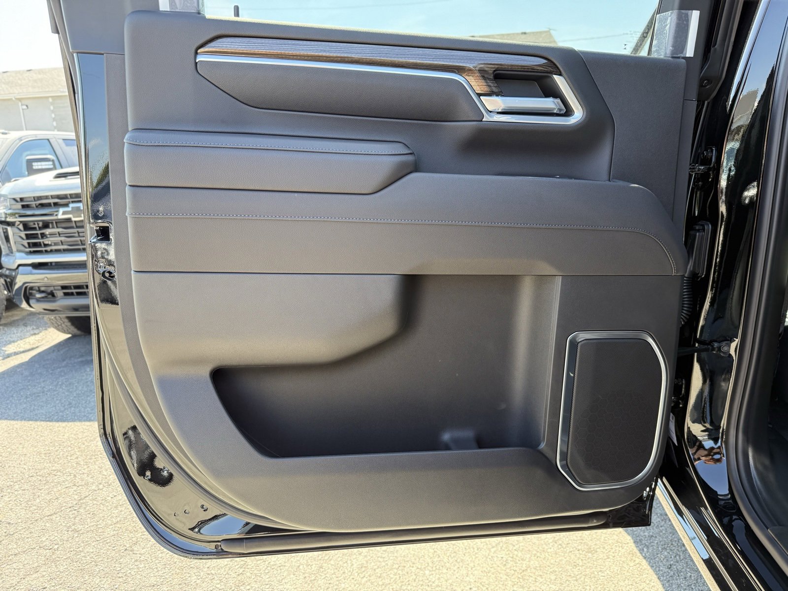 2026 Chevrolet Silverado 2500HD LT photo 14